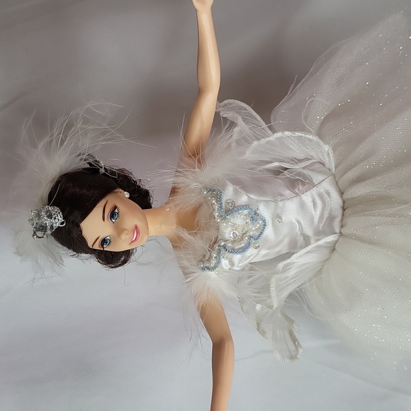 Barbie Swan Queen Ballerina 1997 vintage with stand good condition - Picture 4 of 13